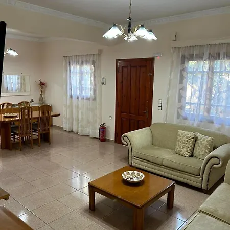 Kaos House Apartmán *